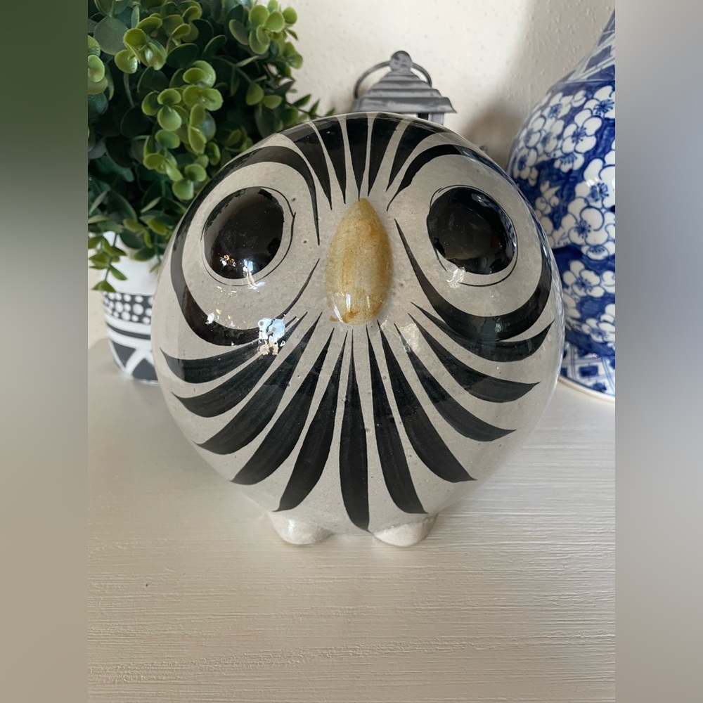 Vintage Tonala Folk Art Mexican Pottery Owl Handpainted 7”x7”